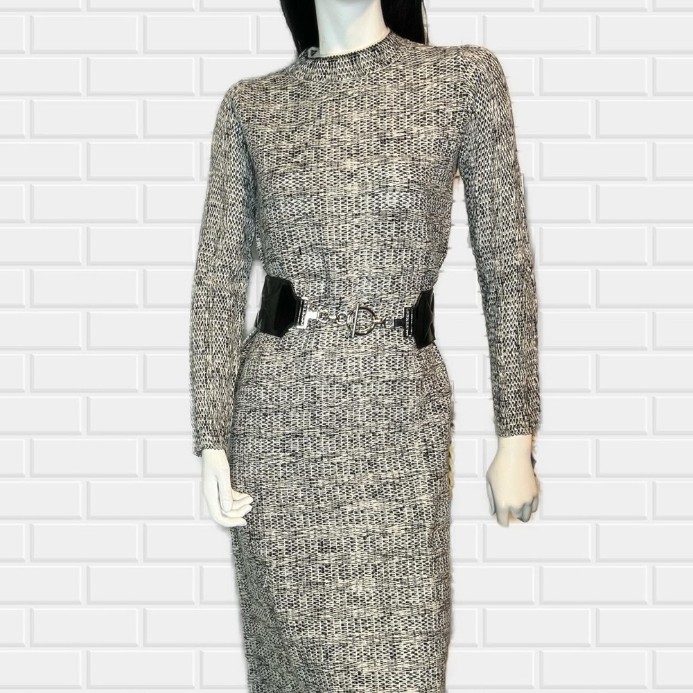 Dress - Picture 4 of 5